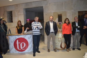 El presidente estuvo presente en el acto de presentación de la oferta turística de Teruel que tuvo lugar en una de las bodegas más antiguas de La Rioja