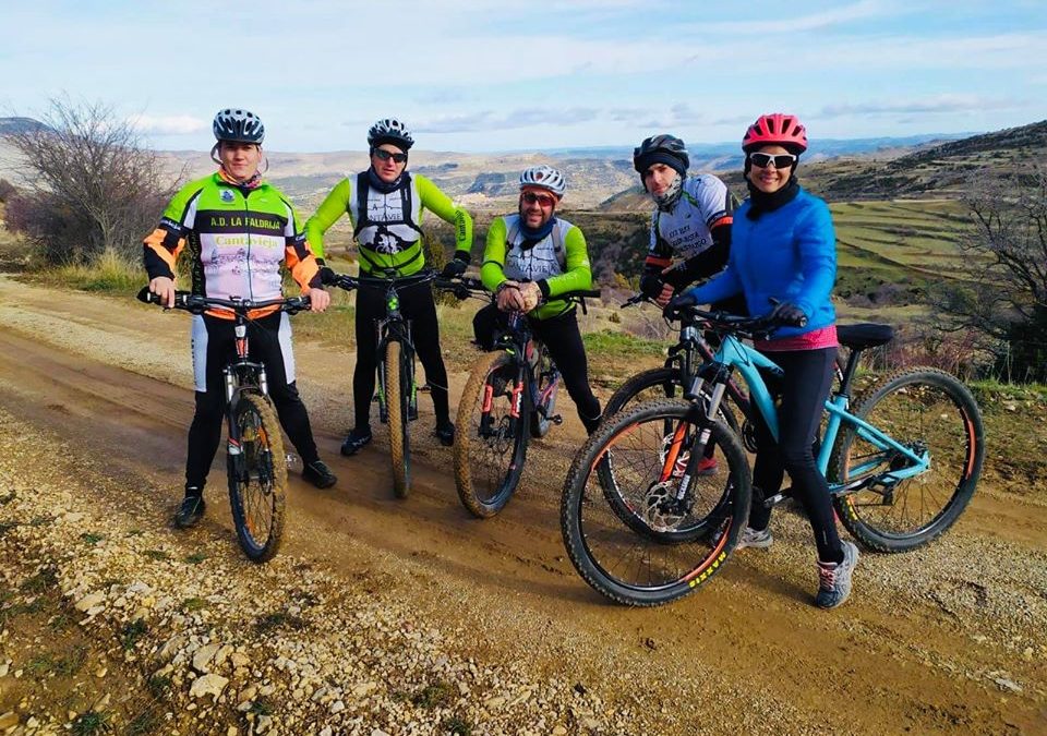 La serie “Senderos del Mundo” de La 2 de TVE propone este sábado una ruta ciclista por la provincia de Teruel