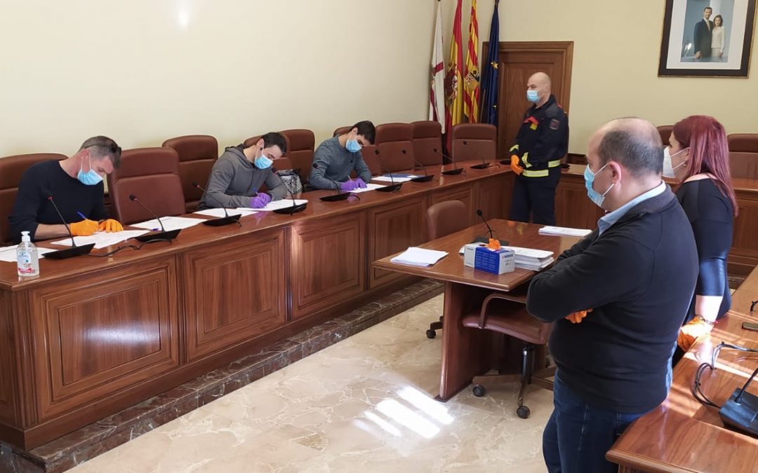 Toman posesión como funcionarios de carrera 49 bomberos de la Diputación de Teruel
