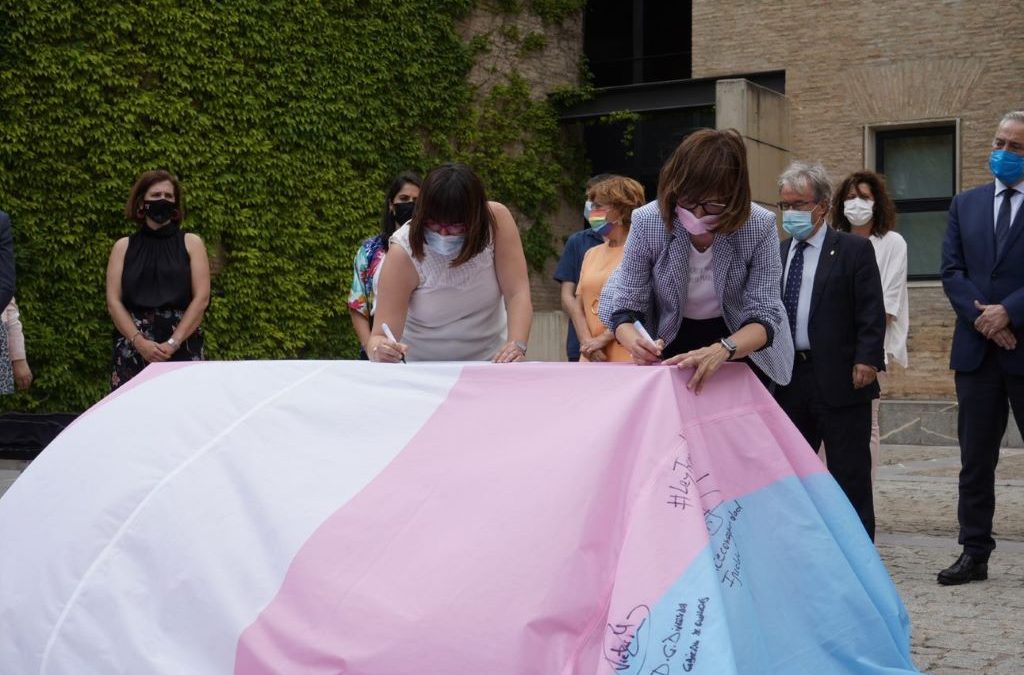 La Diputación de Teruel se suma a la acción institucional de reivindicación de los derechos de las personas Trans