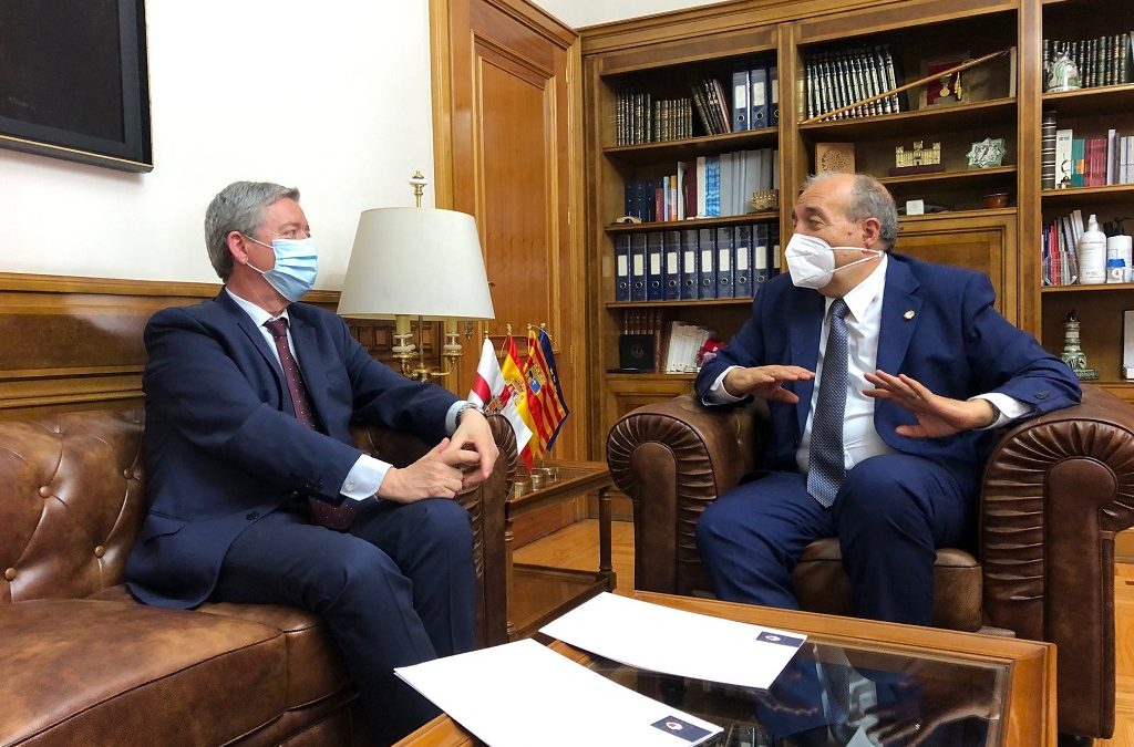 La DPT y la Cámara de Cuentas de Aragón colaborarán en la asistencia a los profesionales que ejercen el control interno en los municipios