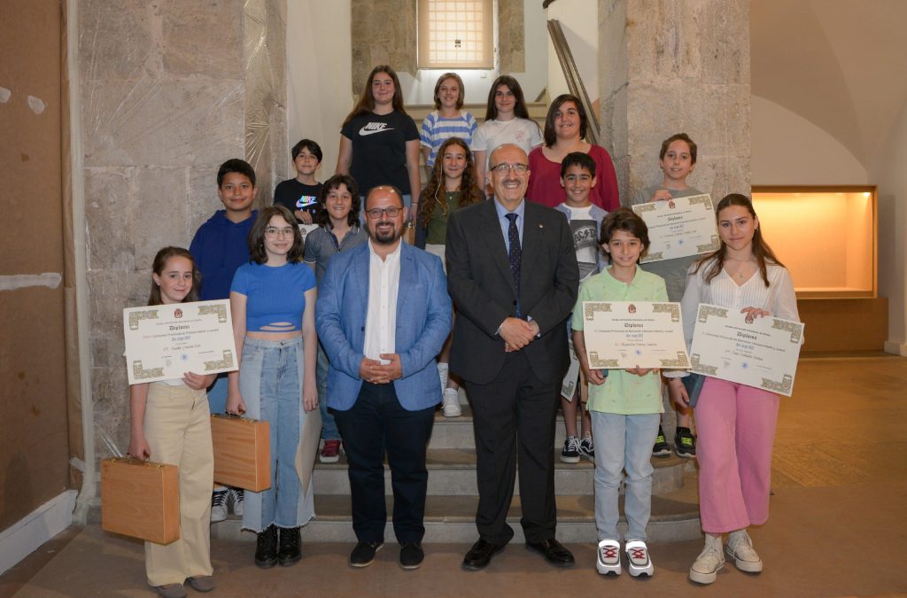 Los Premios San Jorge de Narración Literaria y Pintura de la DPT reconocen el talento de los escolares turolenses