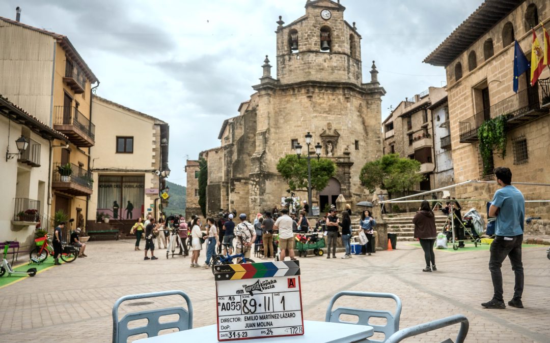 La película ‘Un hipster en la España vacía’ mostrará en su estreno Fuentespalda y La Fresneda en millones de hogares