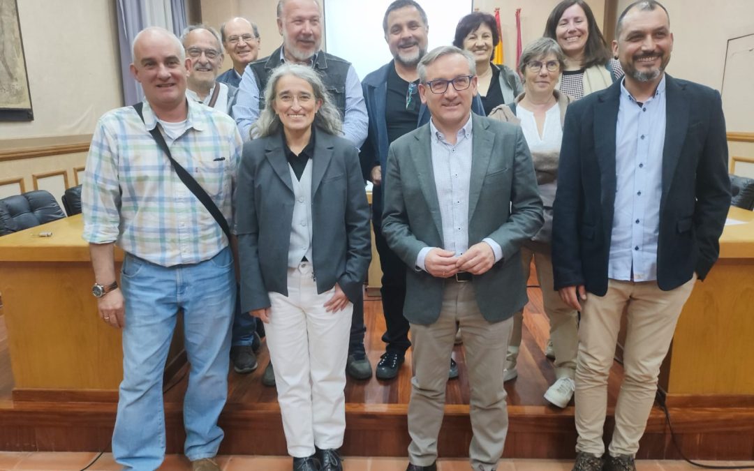 El IET y los Centros de Estudios Locales de la provincia estrechan  su colaboración en una reunión en Alcañiz