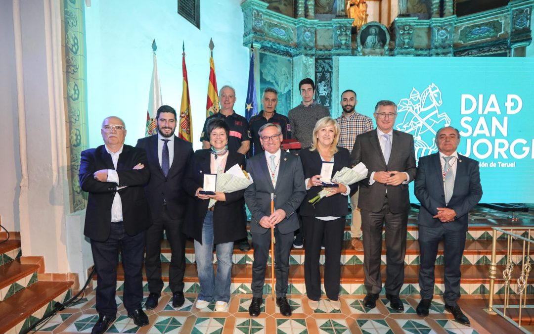 Ramón Navarro y Carmen Valero son reconocidos con la Cruz de San Jorge de la DPT por ser referentes de la provincia